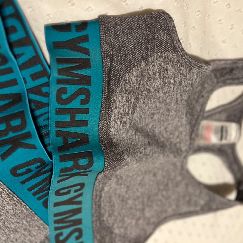 Gymshark set - Picture 3 of 5
